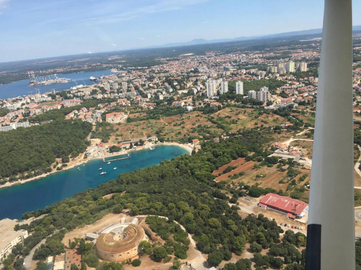 Apartma Lui *